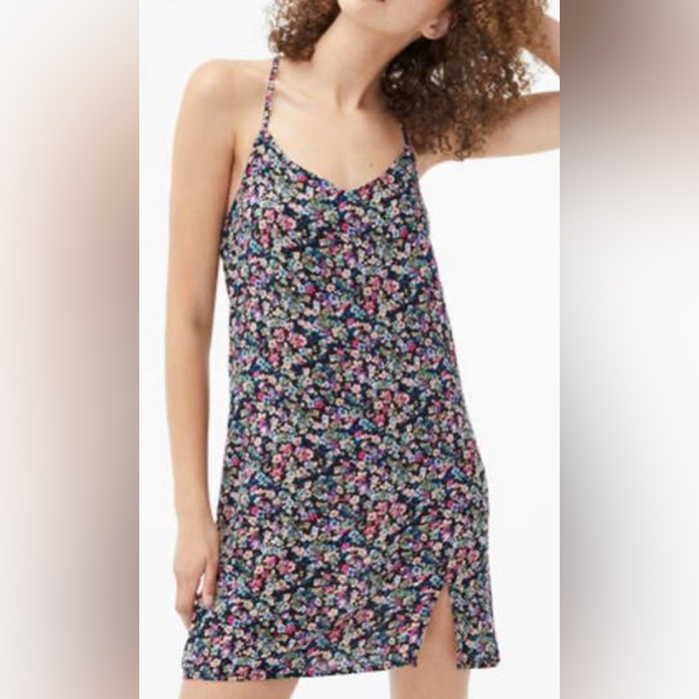 Aeropostale Women’s Sz XS Floral Black Fox Slip Dress
